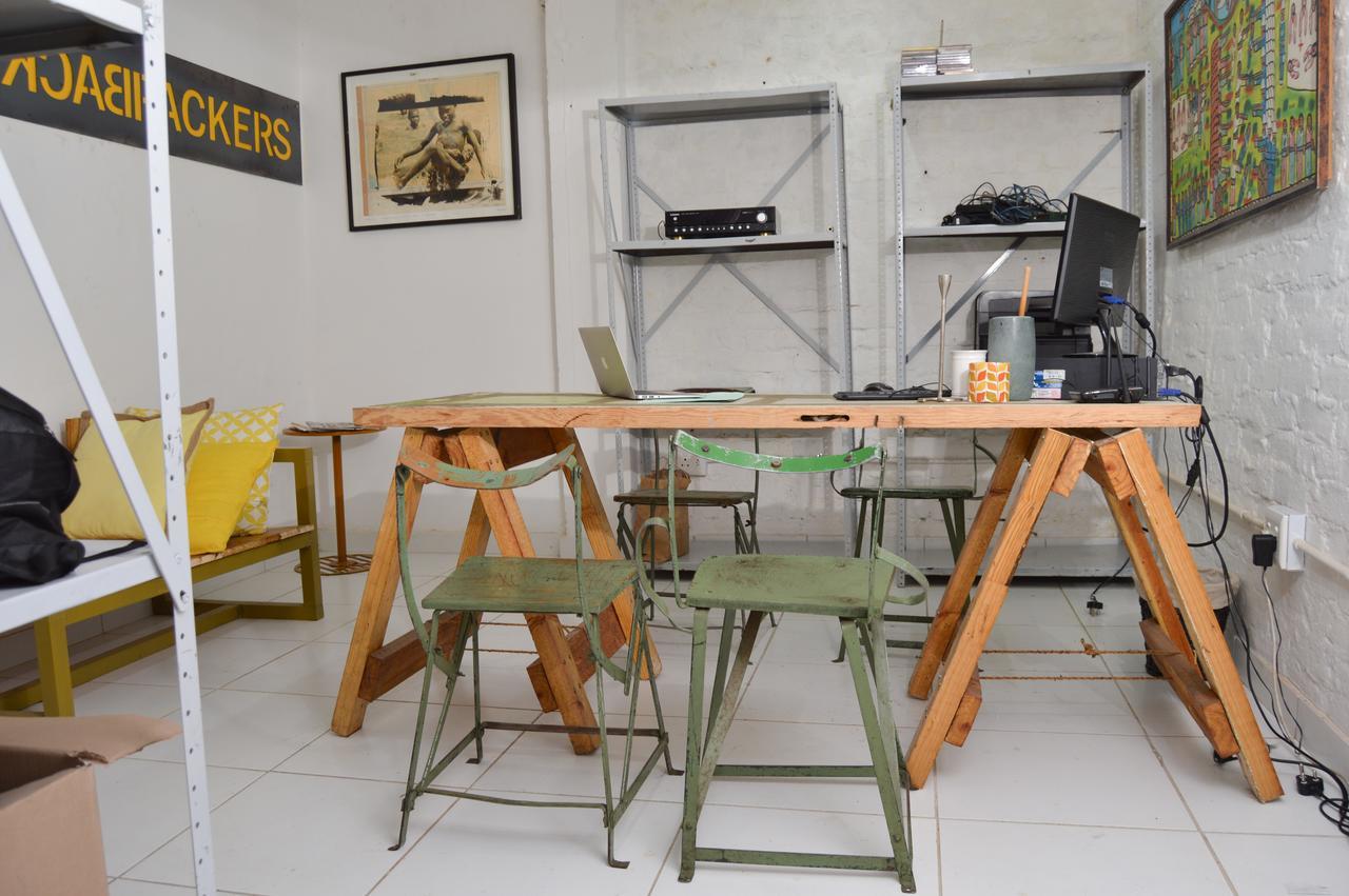 Urban Backpackers Hostel Johannesburg Exterior photo