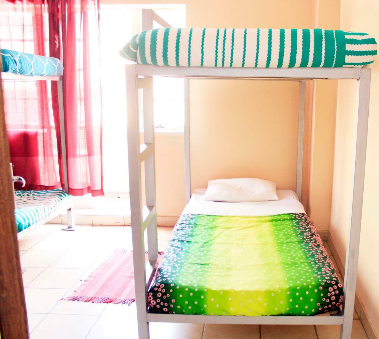 Urban Backpackers Hostel Johannesburg Exterior photo